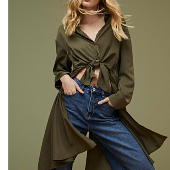 Black asymmetrical top Size M - Picture 2 of 8